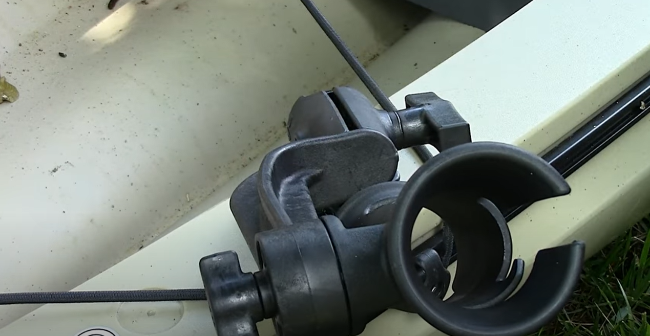 installing mount for kayak flag